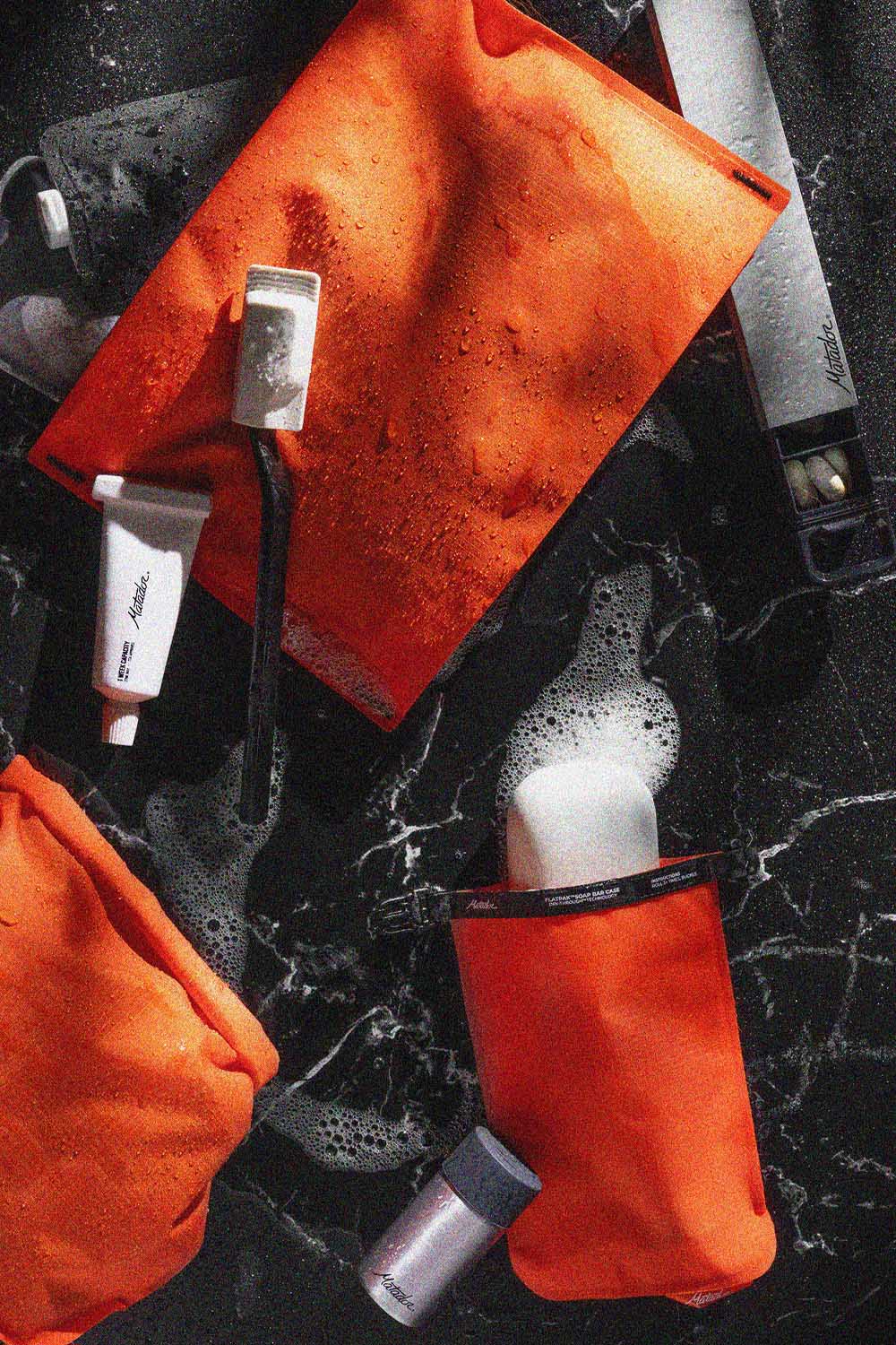GP-Homepage_Collection-Images-TRAVELTOILETRY_1000x1500_downsized2.jpg